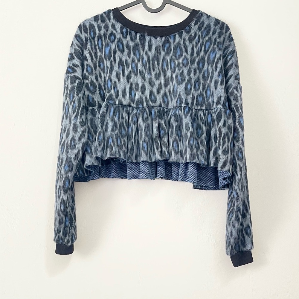 Pre-loved! URBAN OUTFITTERS Leopard Print Furry Crop Long Sleeve Sweater!
